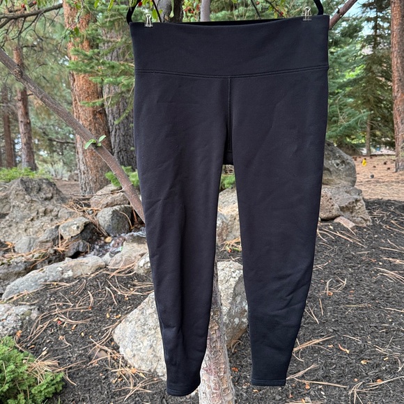 Athleta Altitude Tight in Polartec Power Stretch Size 1X - Picture 1 of 3